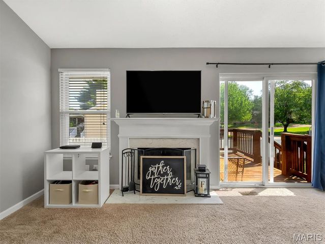 1 Questover Court, St Peters, MO 63376