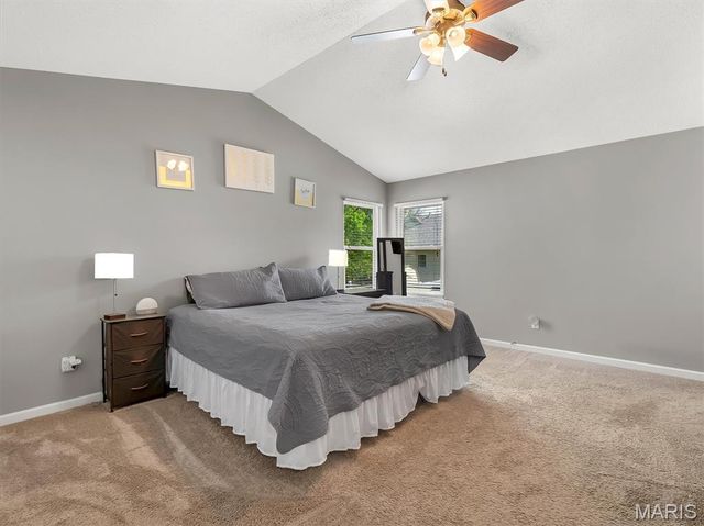 1 Questover Court, St Peters, MO 63376
