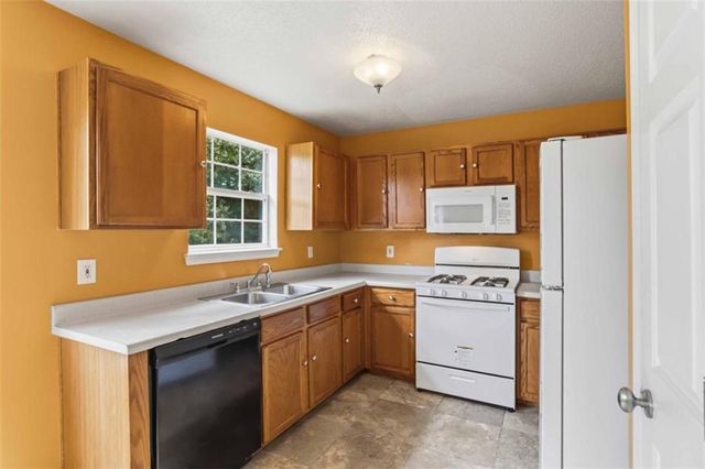 4424 Idlewood Park, Lithonia, GA 30038