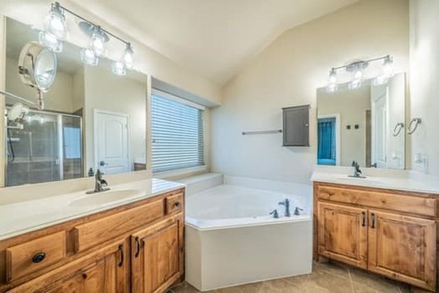 166 Oxford Ranch Road, Waxahachie, TX 75167
