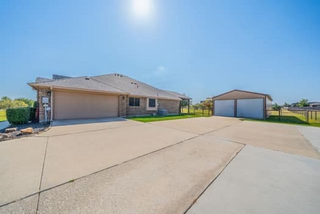 166 Oxford Ranch Road, Waxahachie, TX 75167