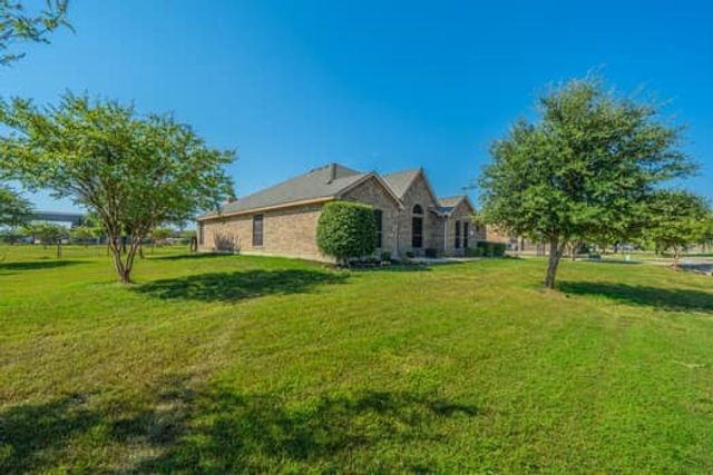 166 Oxford Ranch Road, Waxahachie, TX 75167