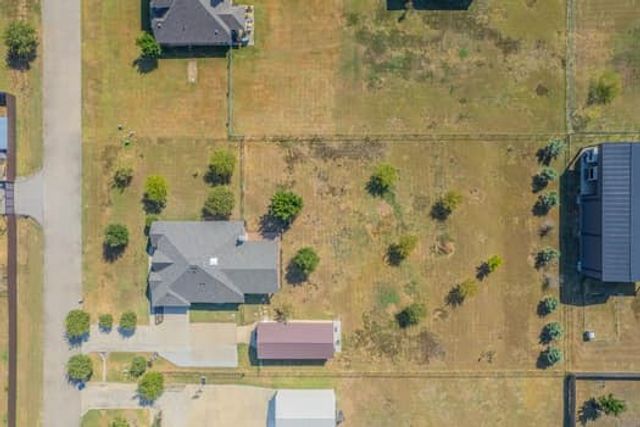 166 Oxford Ranch Road, Waxahachie, TX 75167