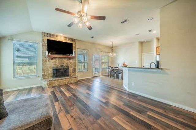 166 Oxford Ranch Road, Waxahachie, TX 75167
