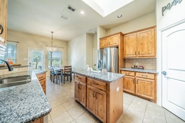 166 Oxford Ranch Road, Waxahachie, TX 75167