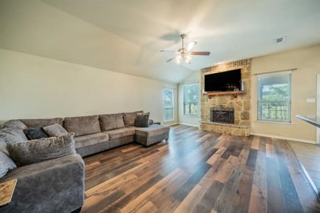 166 Oxford Ranch Road, Waxahachie, TX 75167 — photo 2