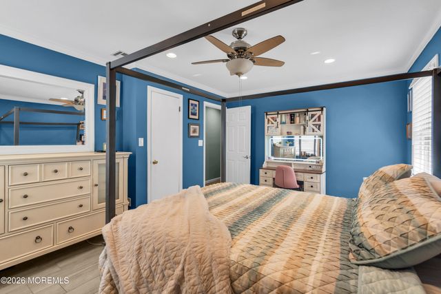 417 Anchor Avenue, Beachwood, NJ 08722