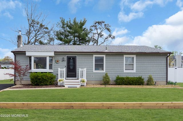 417 Anchor Avenue, Beachwood, NJ 08722