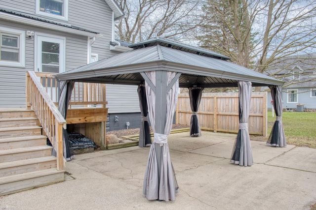 526 S Chipman Street, Owosso, MI 48867