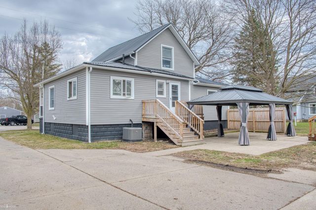 526 S Chipman Street, Owosso, MI 48867