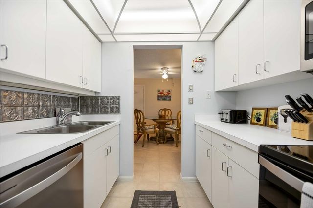 5631 MIDNIGHT PASS ROAD 1002, Sarasota, FL 34242