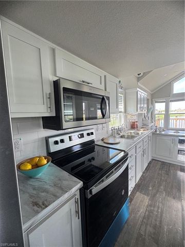 235 Riverclub CT, Punta Gorda, FL 33980