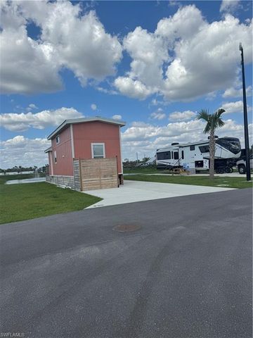 235 Riverclub CT, Punta Gorda, FL 33980