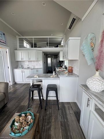 235 Riverclub CT, Punta Gorda, FL 33980