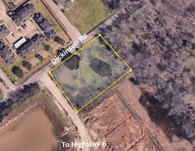 1300 Dickinson Road, Alvin, TX 77511