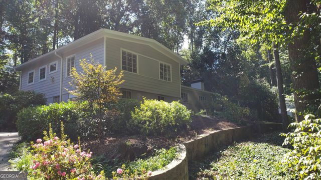 3857 Land O Lakes Road NE, Atlanta, GA 30342
