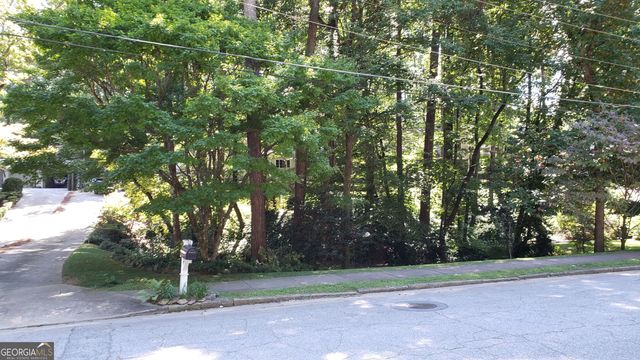 3857 Land O Lakes Road NE, Atlanta, GA 30342