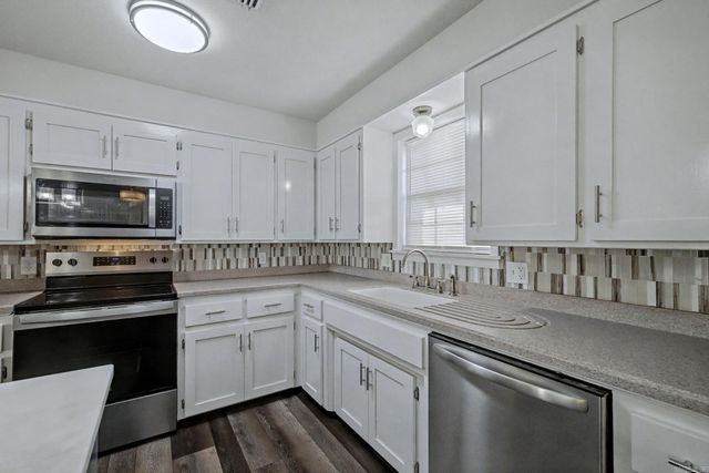 1320 Bayer St Street, Malvern, AR 72104