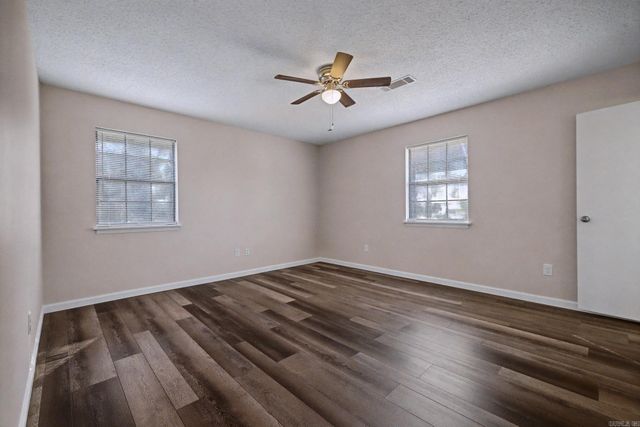 1320 Bayer St Street, Malvern, AR 72104