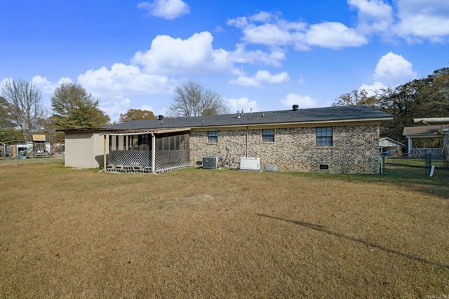 1320 Bayer St Street, Malvern, AR 72104