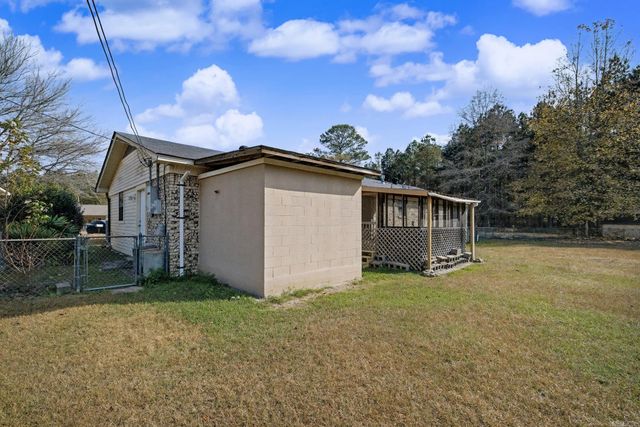 1320 Bayer St Street, Malvern, AR 72104