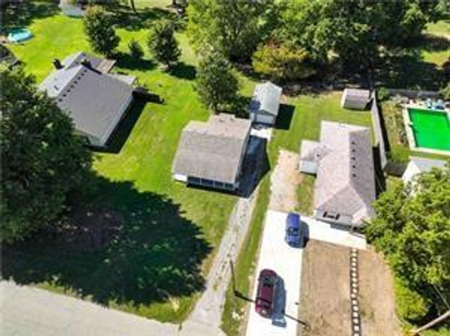 15309 E Mayes Road, Independence, MO 64050