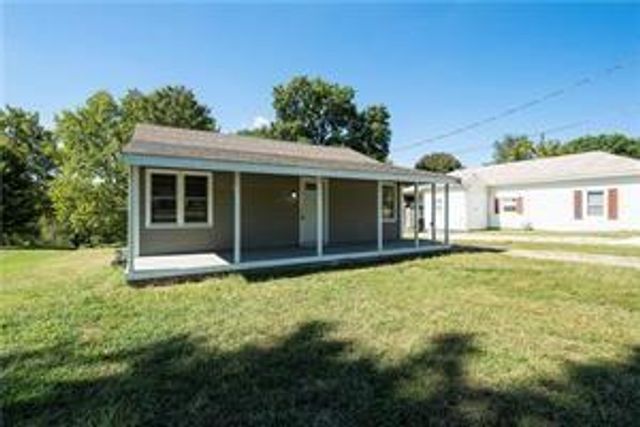 15309 E Mayes Road, Independence, MO 64050