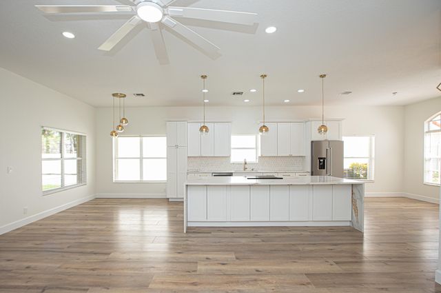 10881 LA SALINAS Circle, Boca Raton, FL 33428