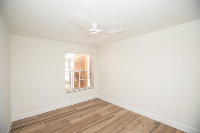 10881 LA SALINAS Circle, Boca Raton, FL 33428