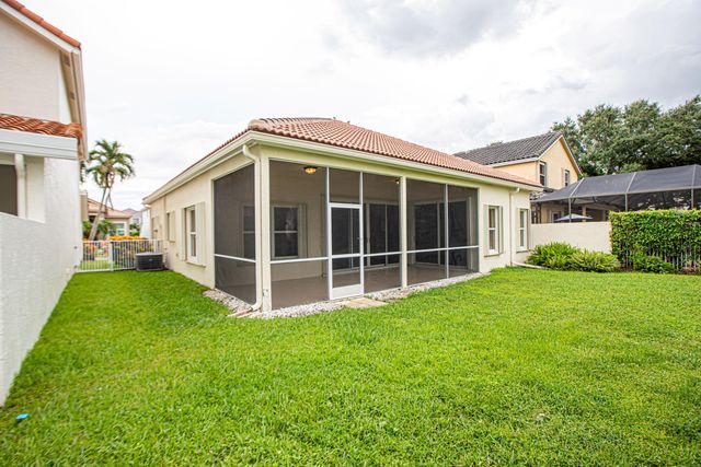 10881 LA SALINAS Circle, Boca Raton, FL 33428