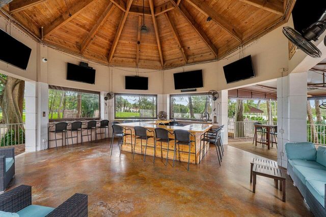 10881 LA SALINAS Circle, Boca Raton, FL 33428