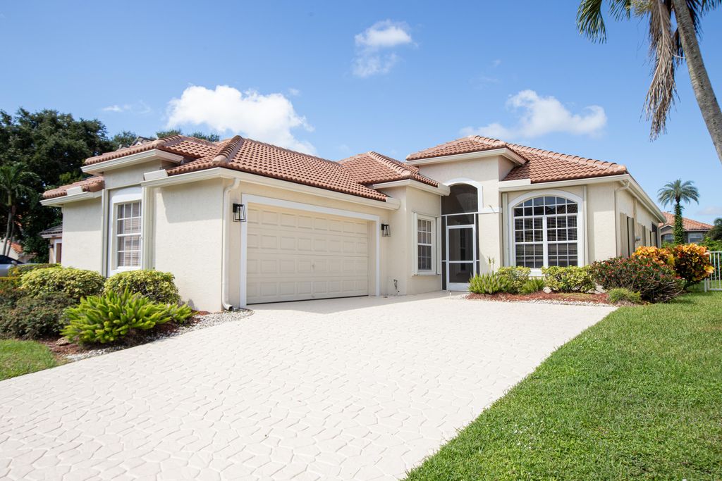 10881 LA SALINAS Circle, Boca Raton, FL 33428