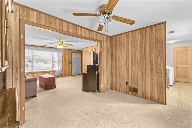 5 Samosett Dr, Dartmouth, MA 02748