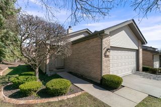 15625 Shenandoah Drive 15625, Orland Park, IL 60467