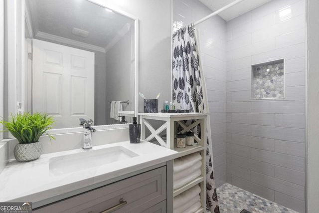 2390 Stone Drive SW, Lilburn, GA 30047