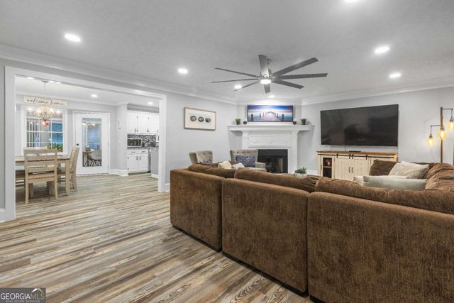 2390 Stone Drive SW, Lilburn, GA 30047