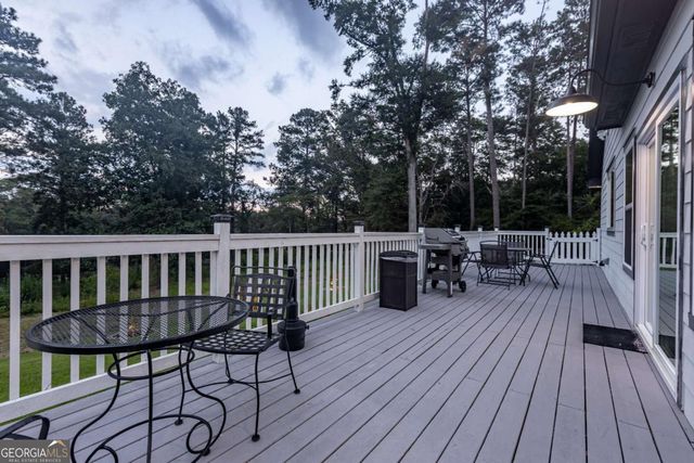 2390 Stone Drive SW, Lilburn, GA 30047