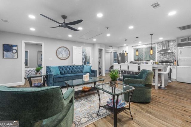 2390 Stone Drive SW, Lilburn, GA 30047