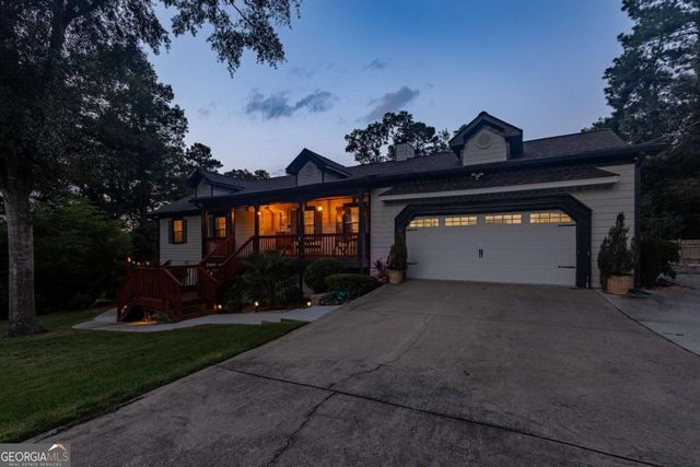 2390 Stone Drive SW, Lilburn, GA 30047