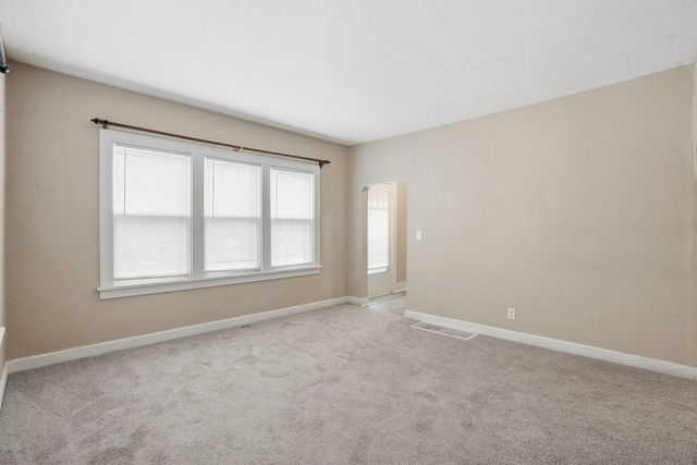 1324 Marquette Street, Davenport, IA 52804