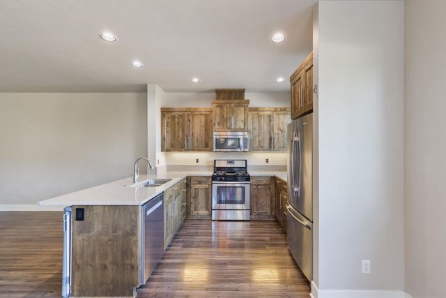 748 NE Vail Lane, Bend, OR 97701