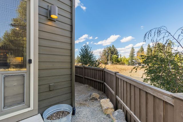 748 NE Vail Lane, Bend, OR 97701