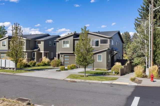 748 NE Vail Lane, Bend, OR 97701