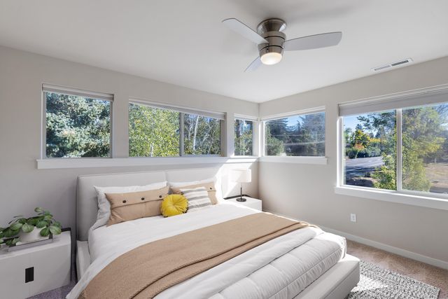 748 NE Vail Lane, Bend, OR 97701