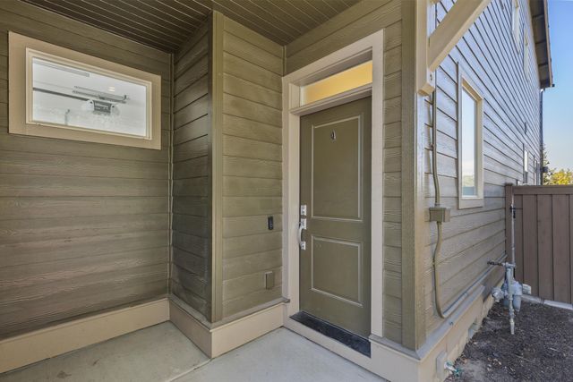 748 NE Vail Lane, Bend, OR 97701