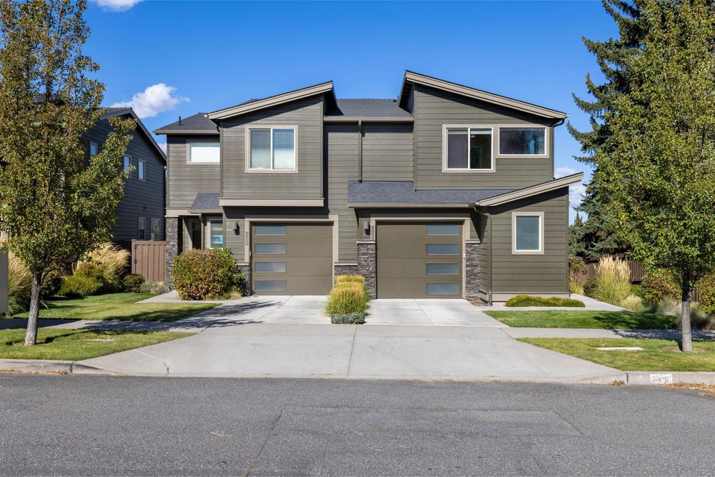 748 NE Vail Lane, Bend, OR 97701