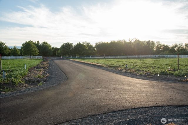 2 A Look Road, Ellensburg, WA 98926