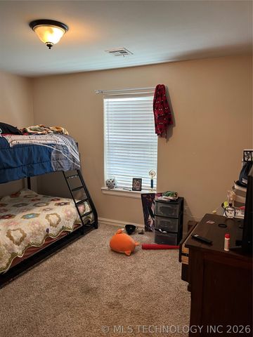 14260 N 270 Road, Okmulgee, OK 74447