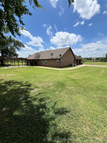14260 N 270 Road, Okmulgee, OK 74447