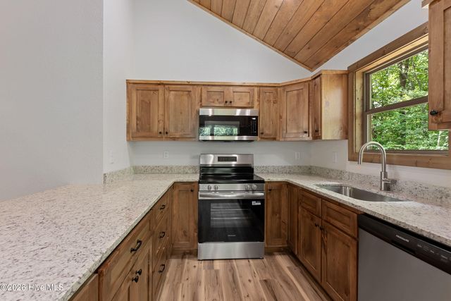 80 Oak Knob Drive, Murphy, NC 28906